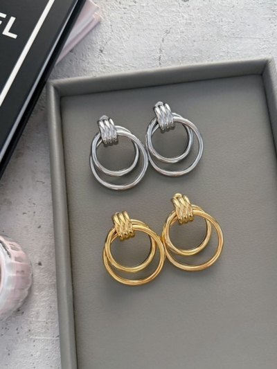 Konnie καρφωτά σκουλαρίκια ατσάλι