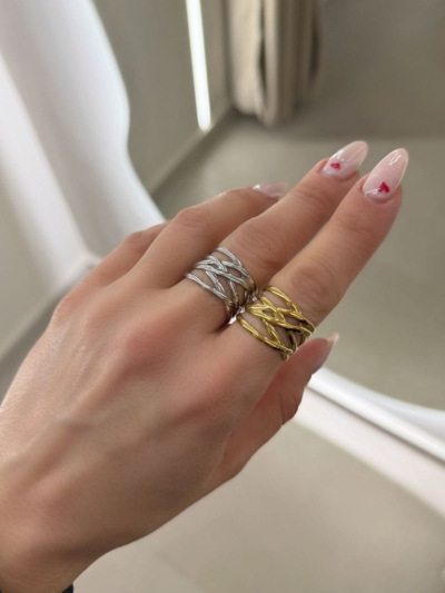 Isadora ring